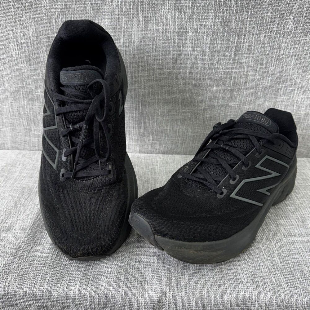 New Balance 860 v13 Men's Size 11 4E Extra Wide Black Running Shoes M860T13